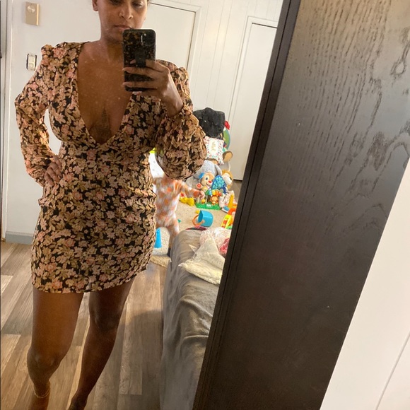 Nasty Gal Dresses & Skirts - NWT Nasty Gal Floral Dress
